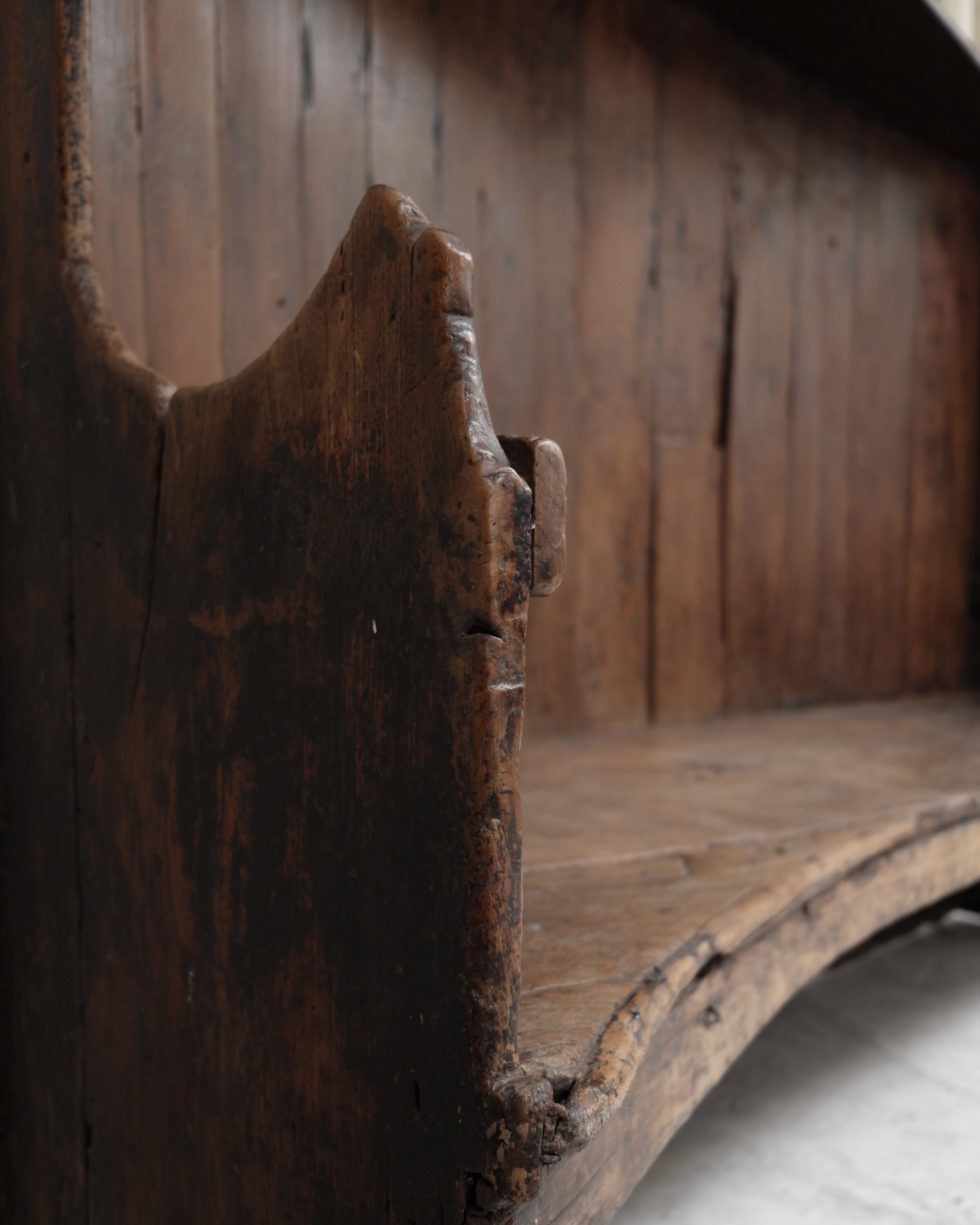 Curved+Bench+3.jpg