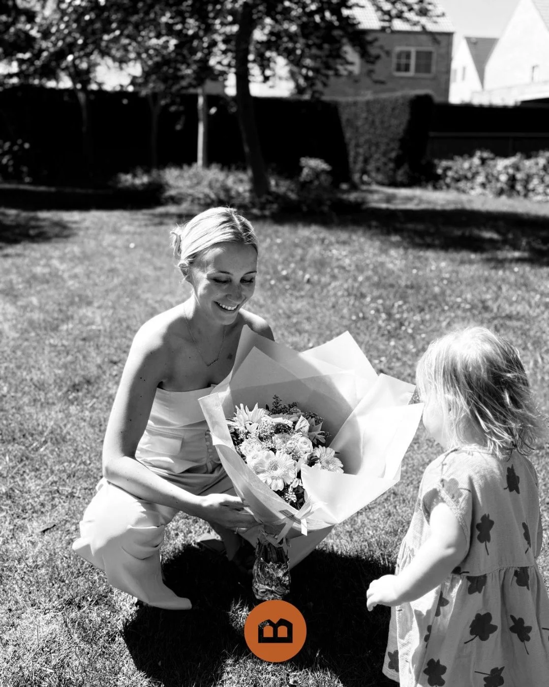 Jouw thuis verdient de beste bescherming.
Want zij maakt van een huis een thuis.
❤️ Fijne Moederdag! #bulotte #gevelwerken #dakwerken #moederdag #temse