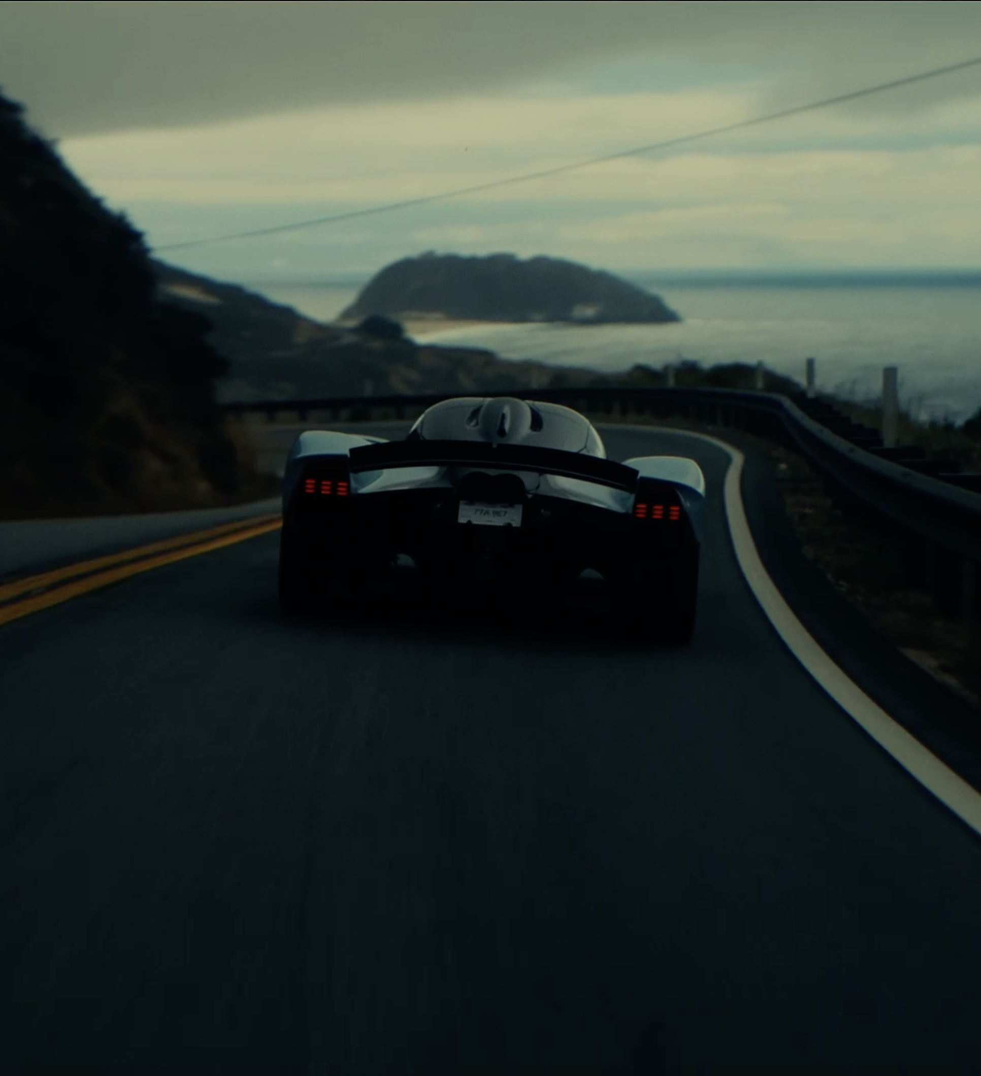 ASTON MARTIN VALKYRIE | BIG SUR