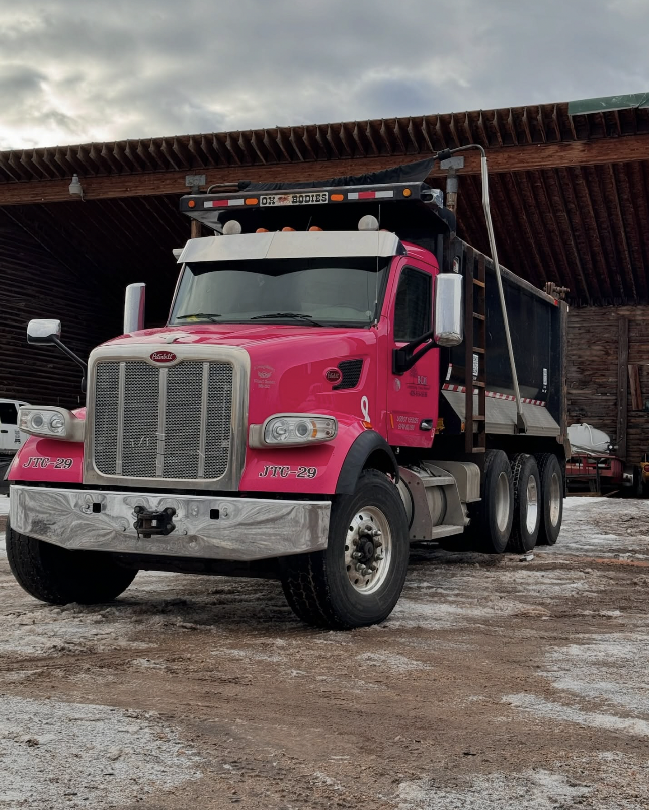 Sierra Excavations dump truck ready for material hauling and trucking services in Utah