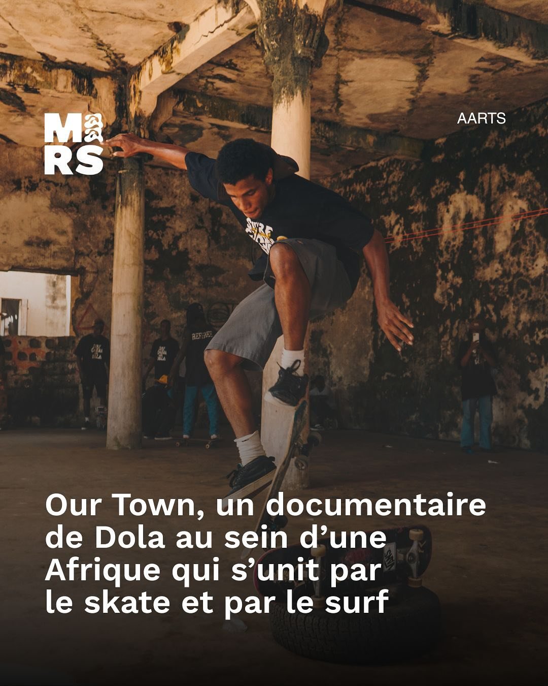 S&eacute;lectionn&eacute; au Paris Surf and Skate Film Festival qui se tiendra en septembre 2025, le documentaire sera pr&eacute;sent&eacute; au public &agrave; cette occasion. 

En attendant, @dola__________ , @elementbrand et @quiksilver organisent