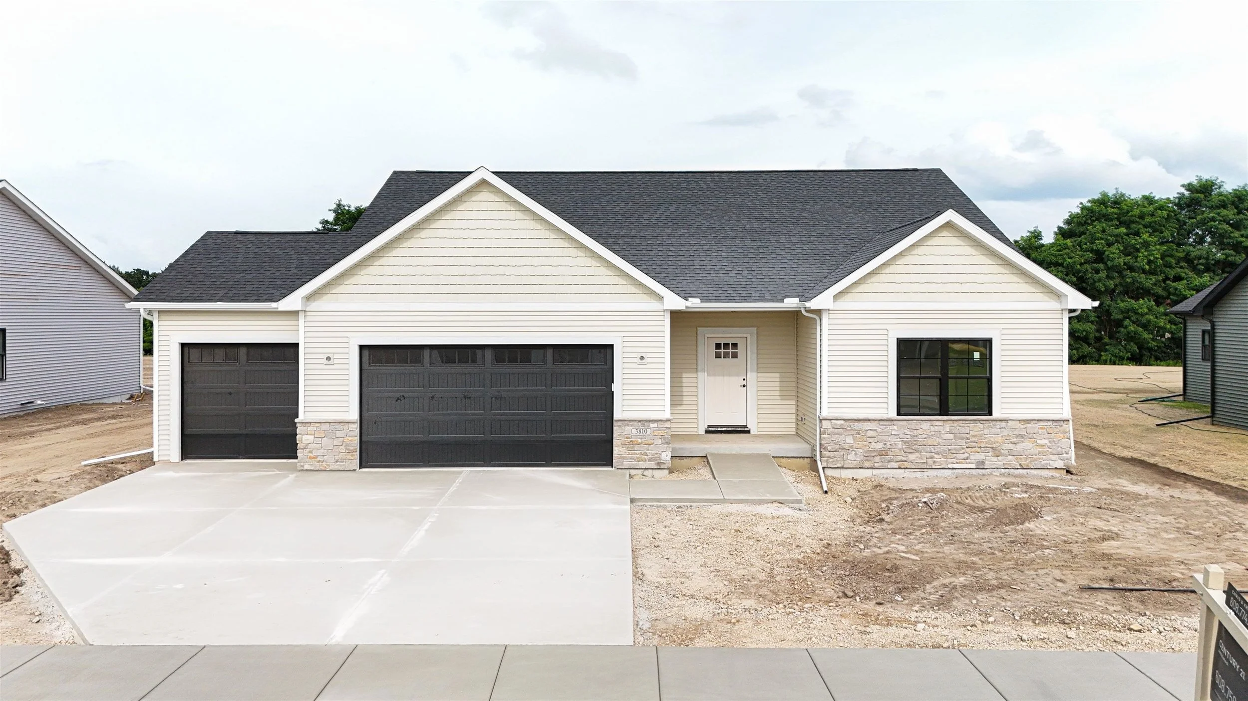 new construction home for sale Pine Ridge Estates subdivision Janesville WI