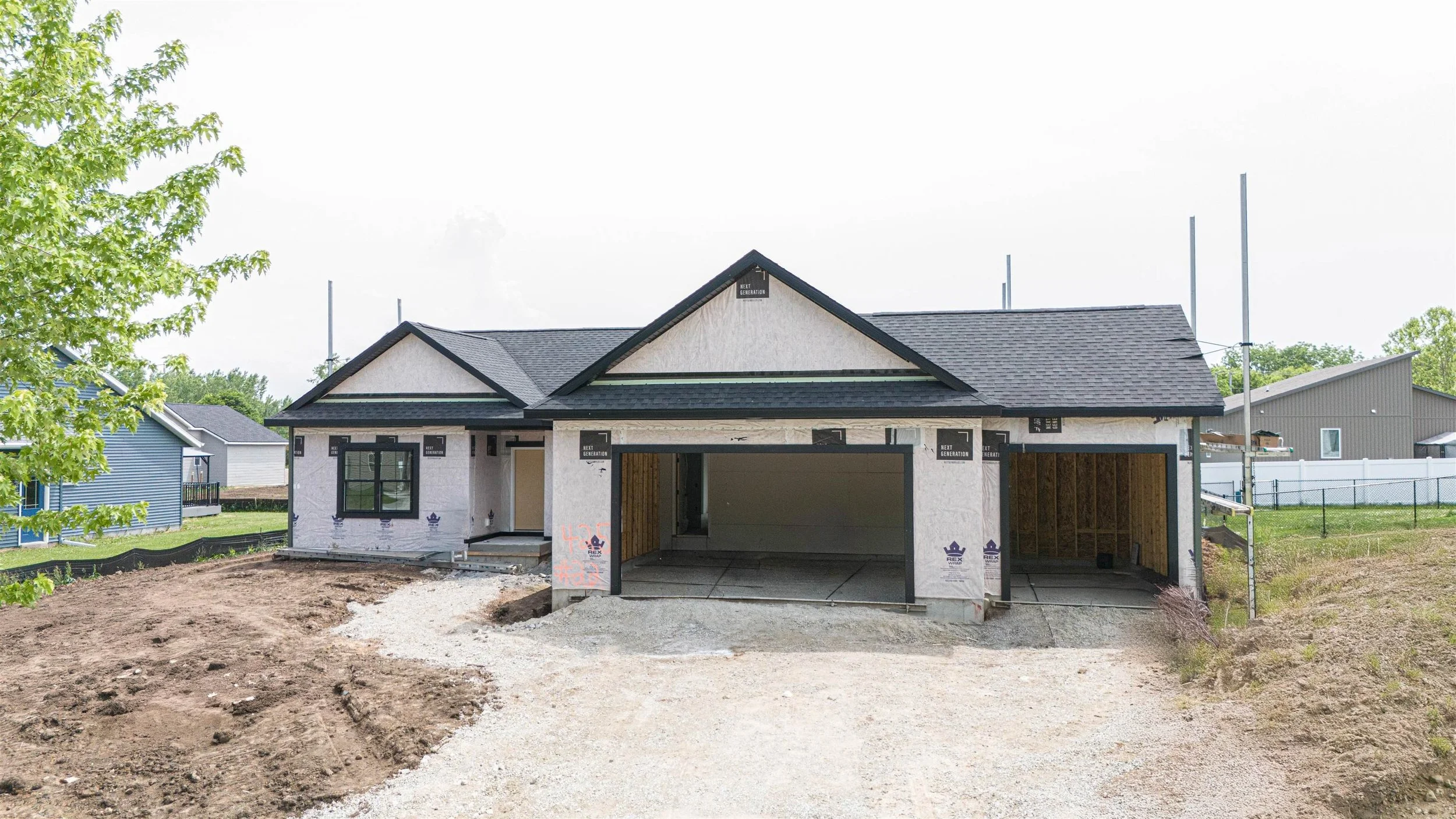 425 Village Ln, Ripon, WI 54971