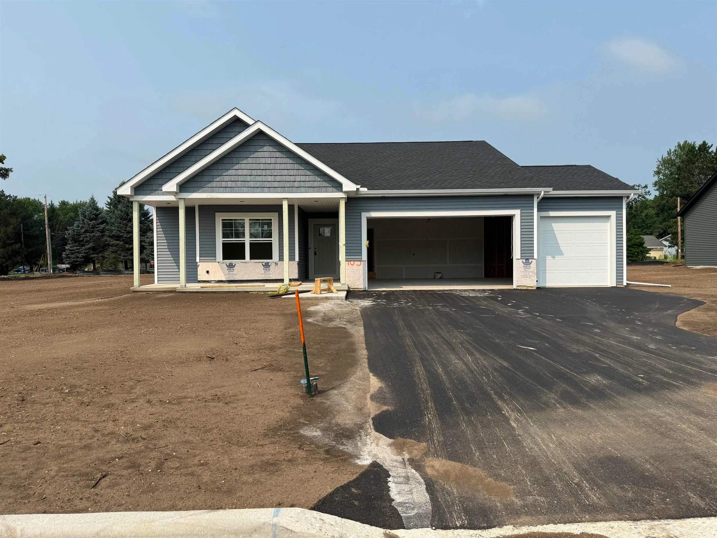 405 Ridge Ct, Orfordville, WI 53576