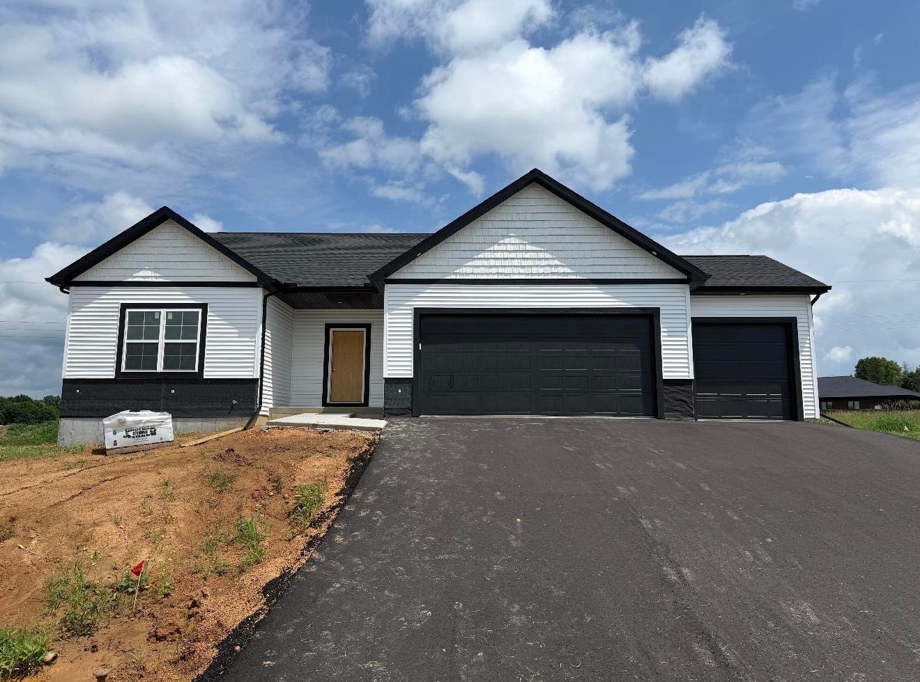 118121 Betty Dr, Stratford, WI 54484