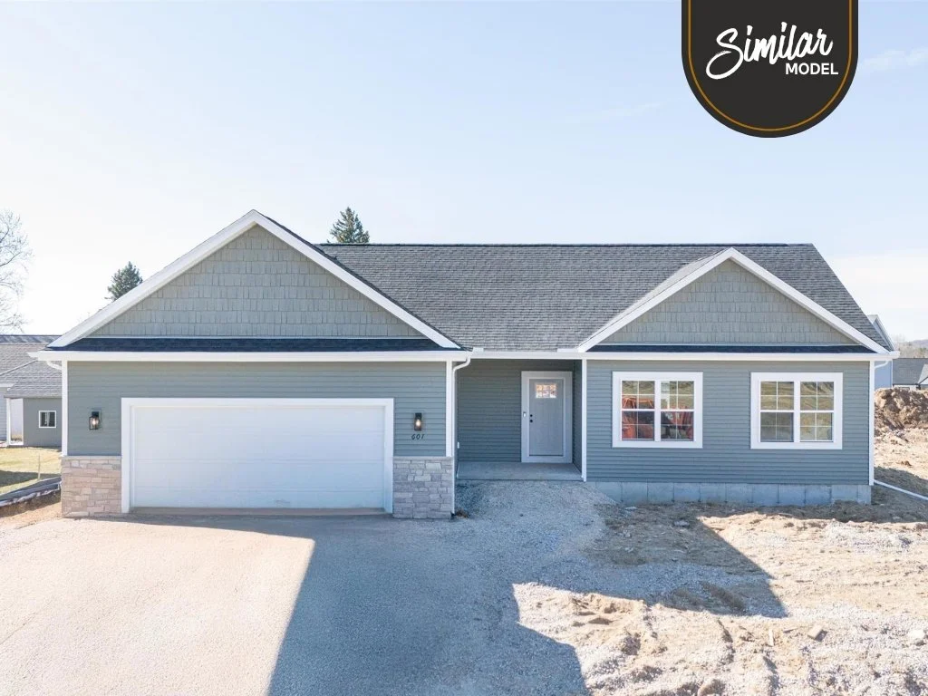 336 Sandmar Dr, Ripon, WI 54971