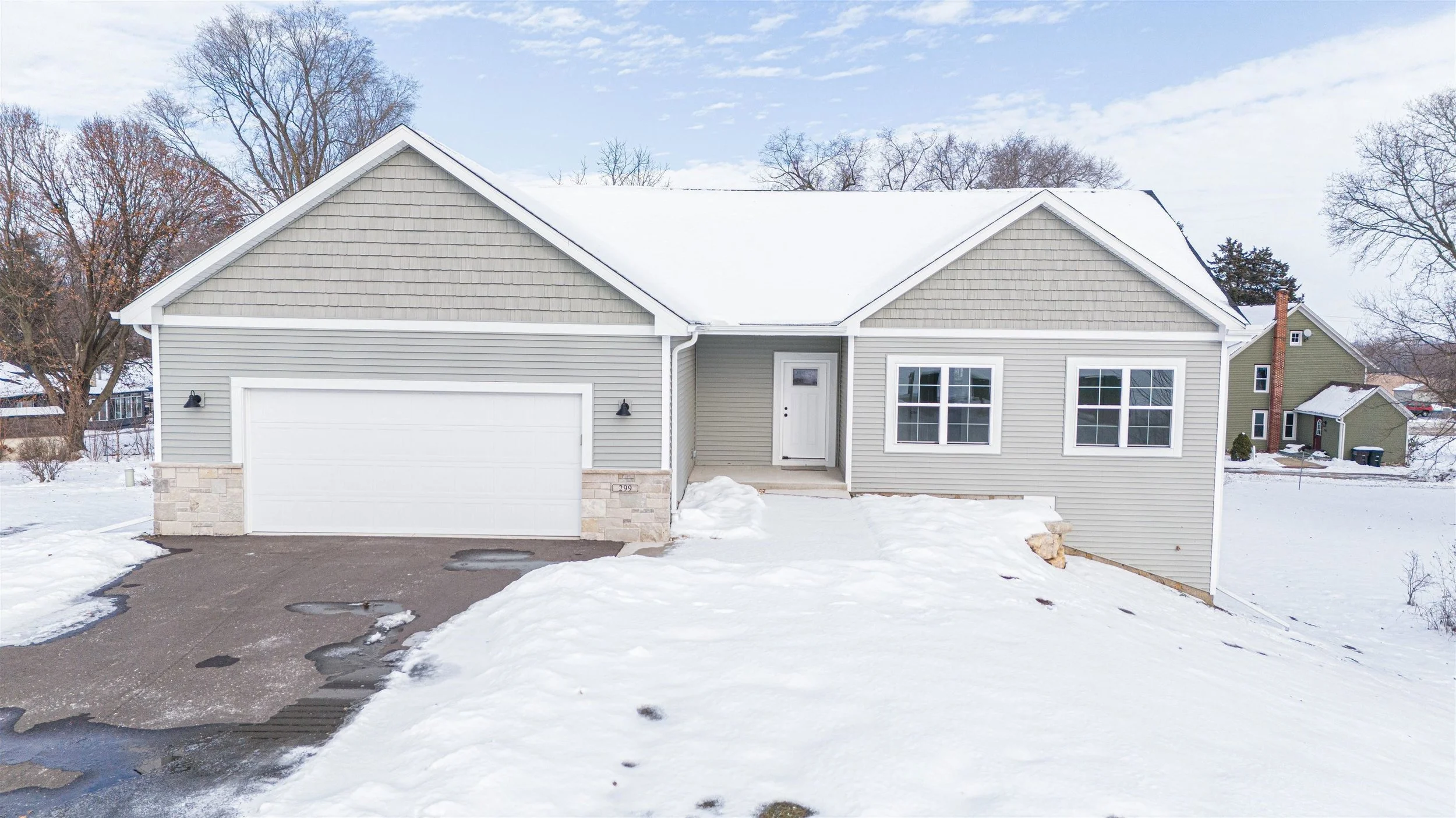 New construction home for sale Mill Valley Estates subdivision Orfordville WI