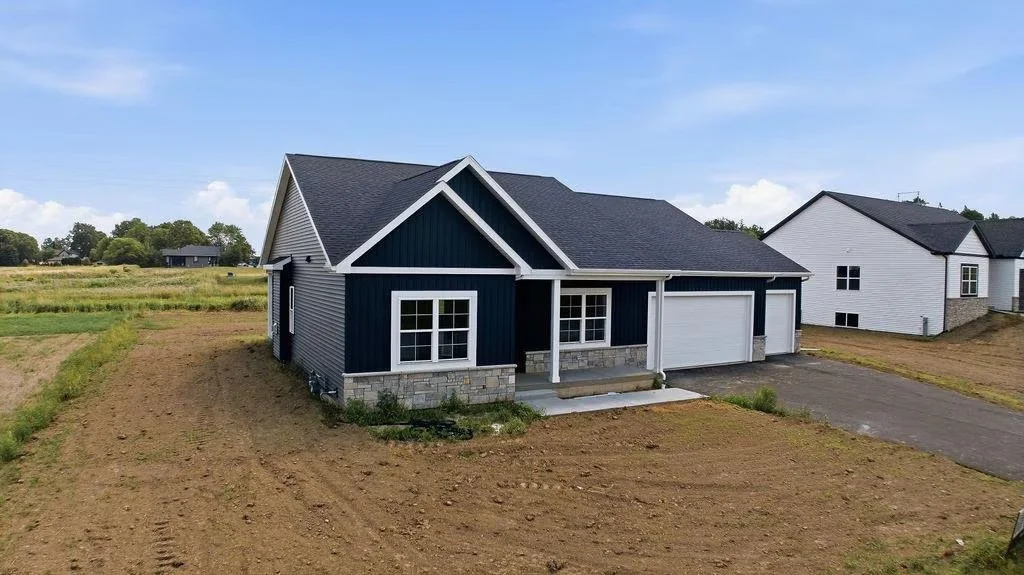 118125 Betty Dr, Stratford, WI 54484
