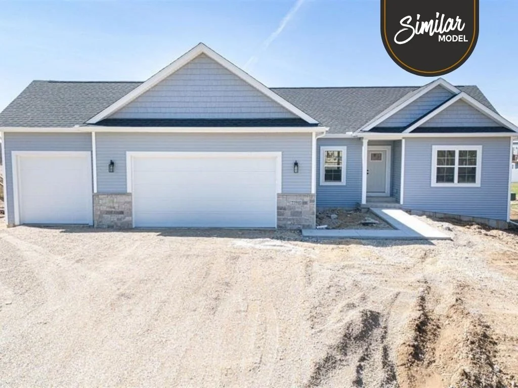 425 Village Ln, Ripon, WI 54971