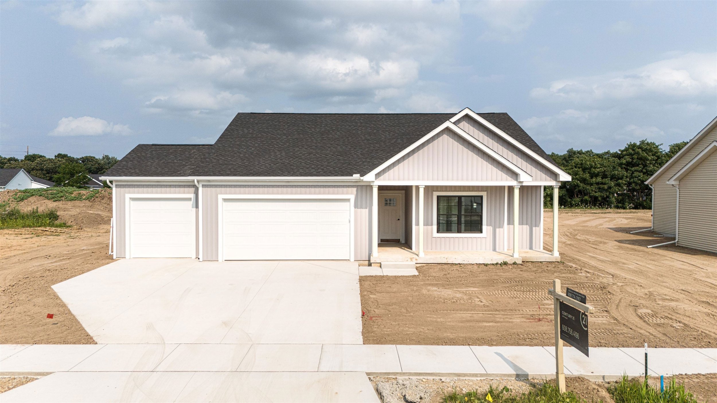 new construction home for sale Pine Ridge Estates subdivision Janesville WI