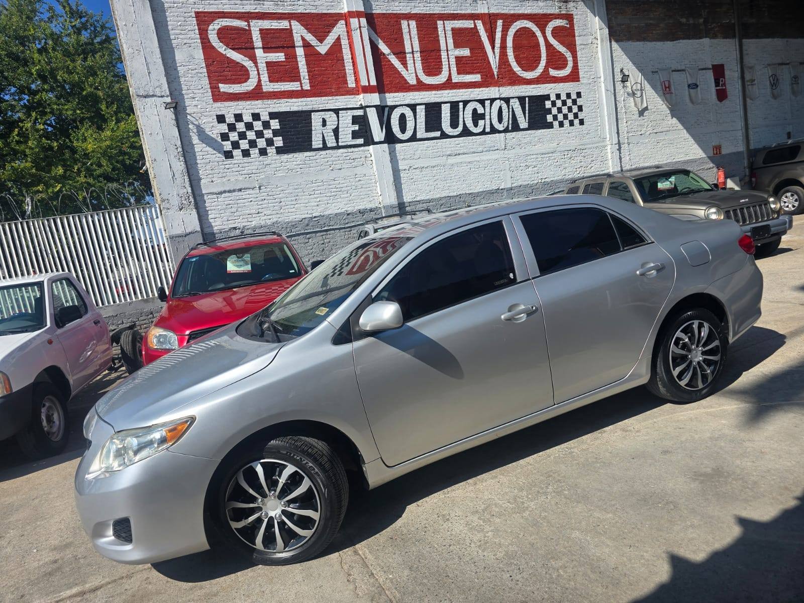 Auto seminuevo TOYOTA COROLLA 2010