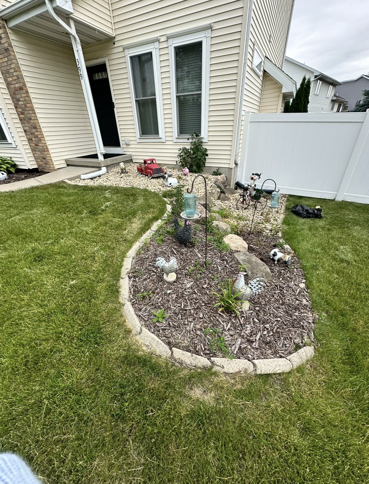 Weed removal sun prairie wisconsin.png
