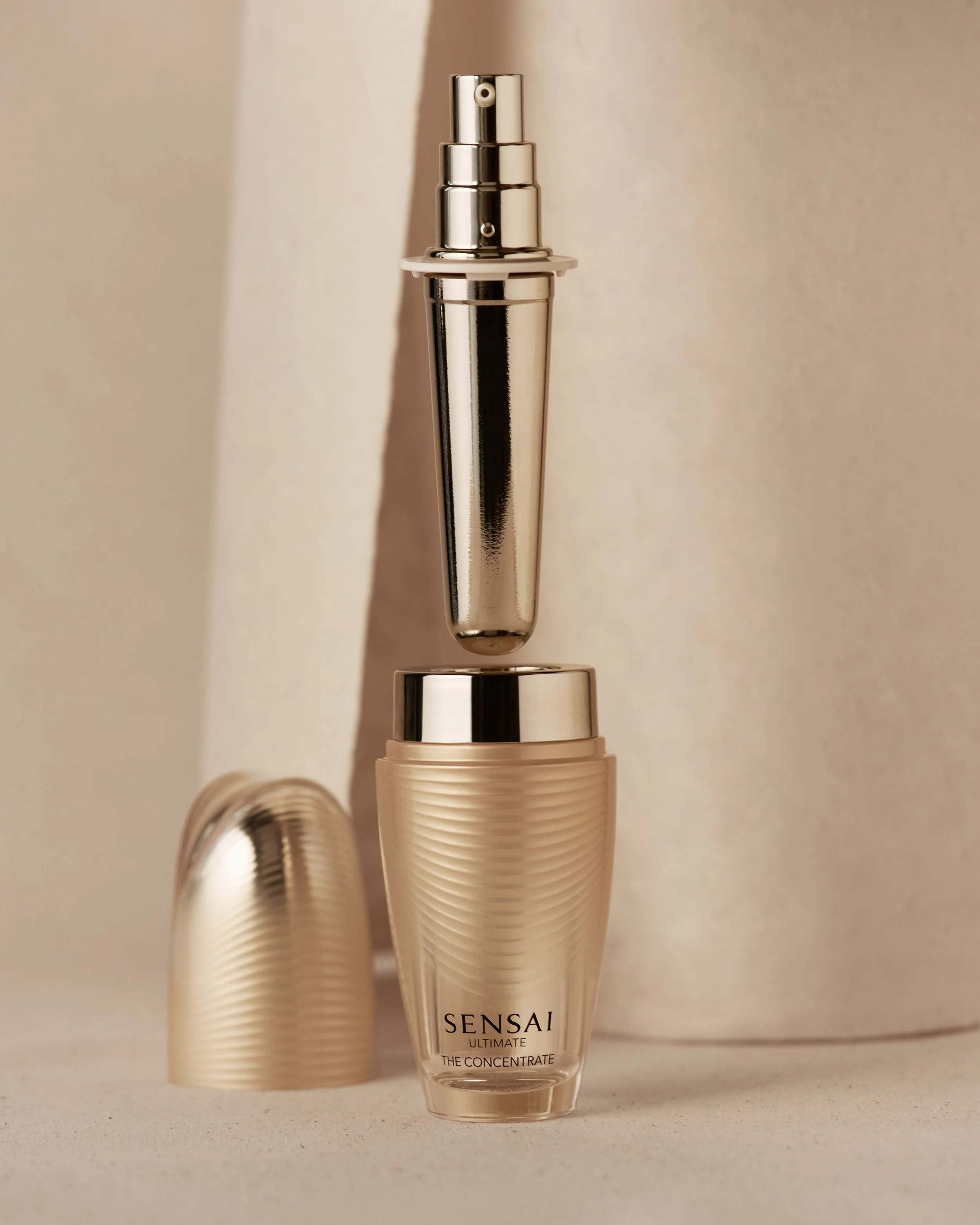 098_SS26_SENSAI_SustainableSkincare_ULTIMATE_THE_CONCENTRATE_2922 (1).jpg