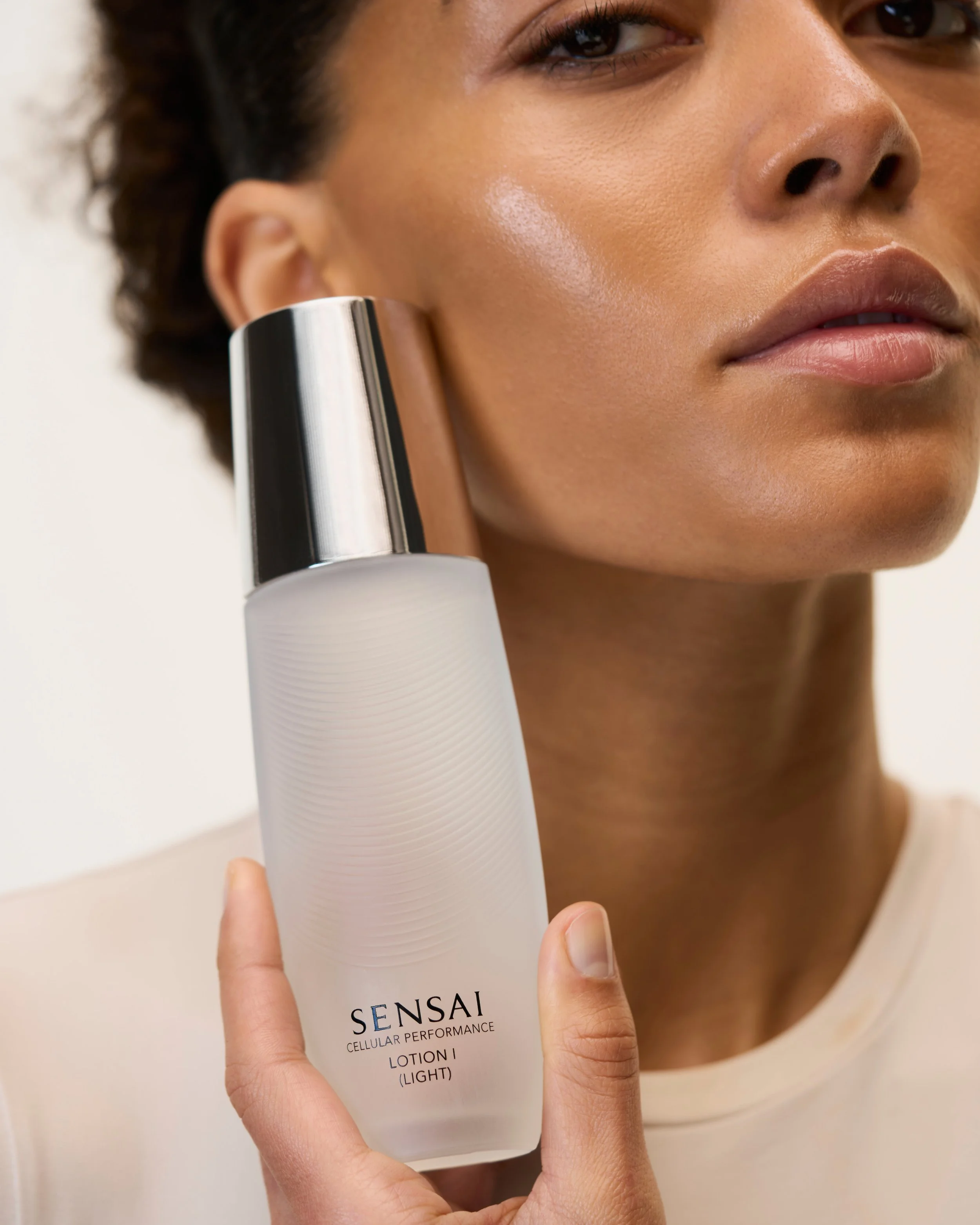 0086_SS26_SENSAI_Lotions_CELLULAR_PERFORMANCE_LOTION_3638.jpg