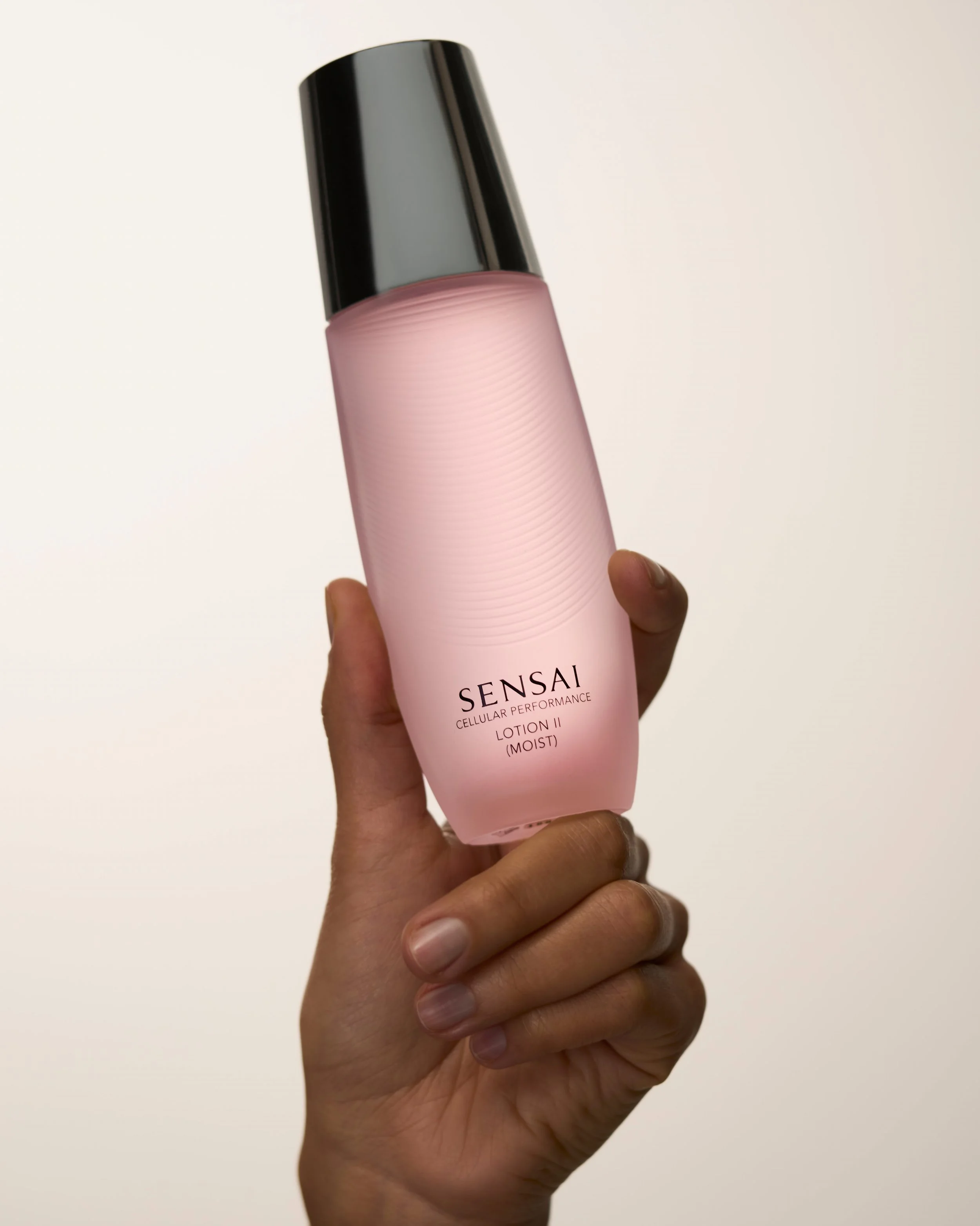 0199_SS26_SENSAI_Lotions_CELLULAR_PERFORMANCE_LOTION_II_3751.jpg