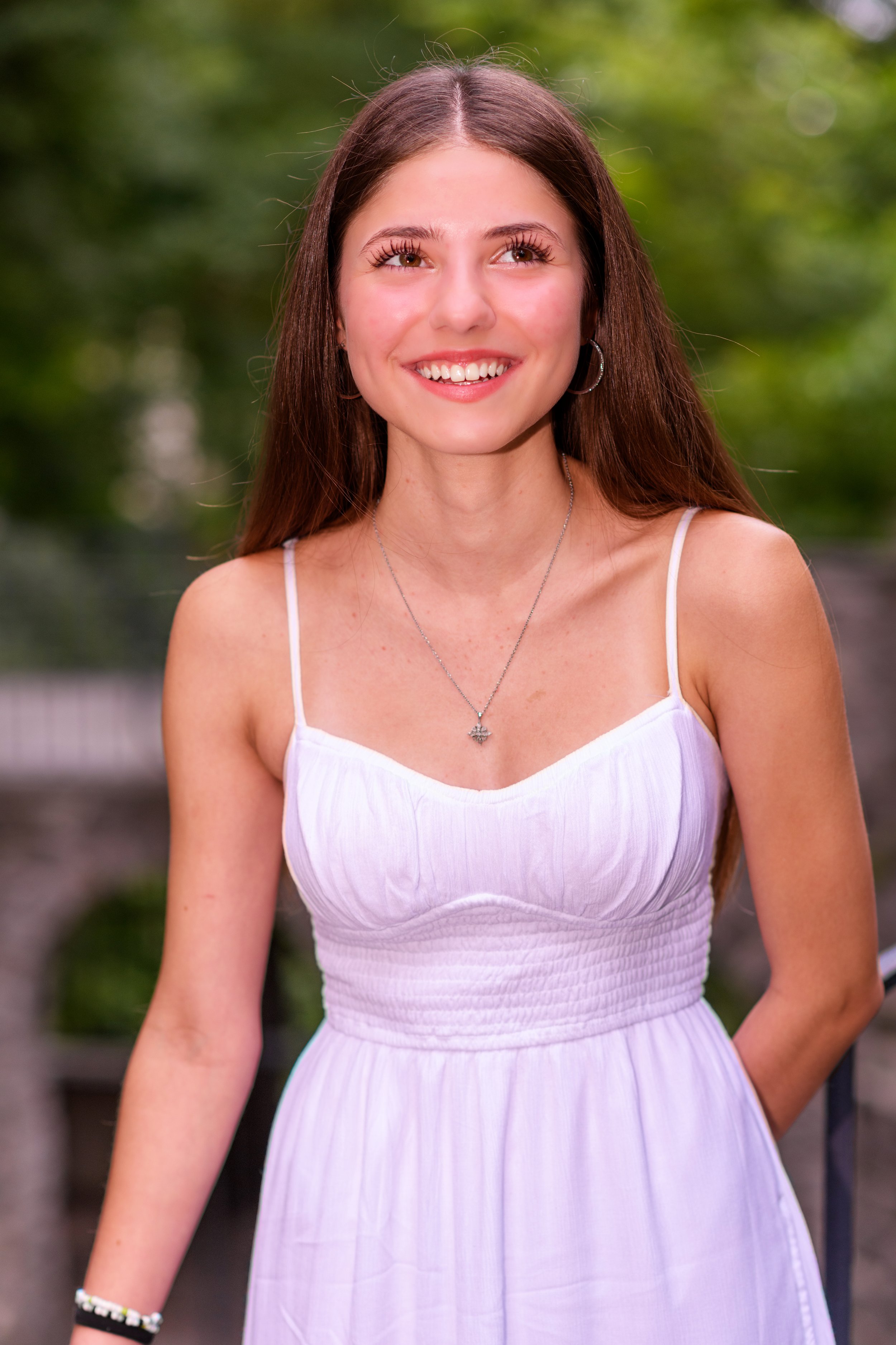 Bella-3.jpg