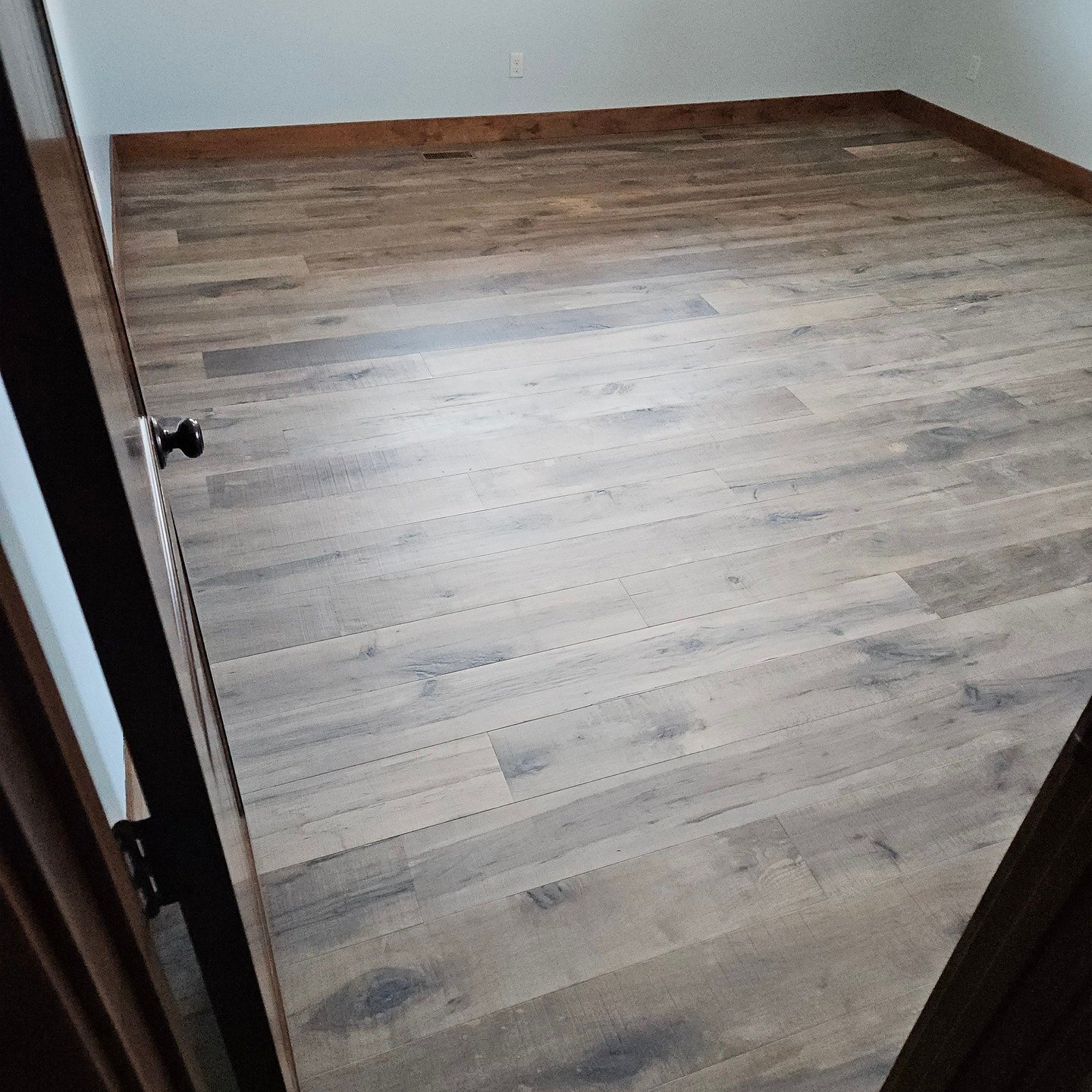 We just finished installing a beautiful hardwood floor in Herriman this week! 

If you have been thinking of trying something new, something old, something borrowed, something blue...let us take care of that for you! Share the heck out of this post! 