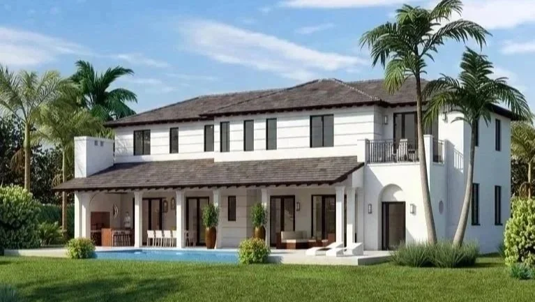 View of the rear facade with gallery and pool