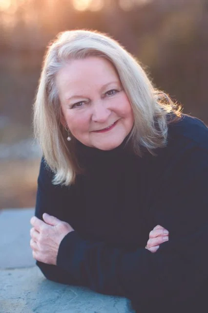 Global Consultant Laura