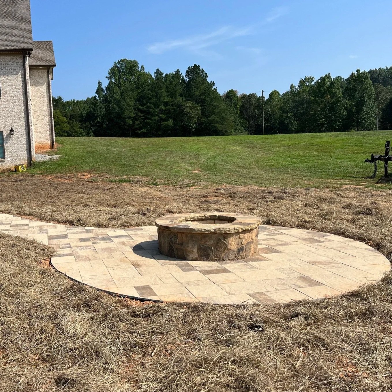 Fire Pits And Plant Beds That Work In Harmony