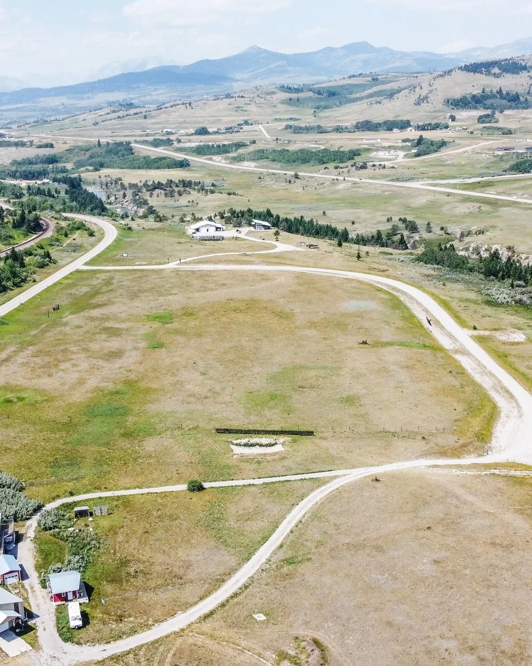 This 8.8-acre, $315,000 property is in the ideal location for the family who loves outdoor adventures without living too far away from schools, grocery stores, and restaurants.
 
Some of our favourite features?
 
🎣 Always have walking acce