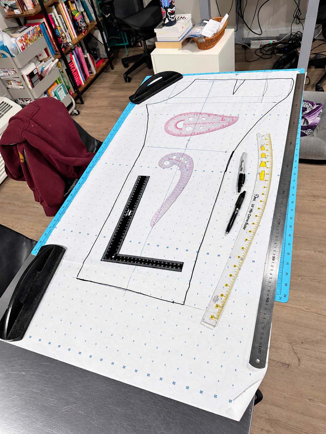 Shadow-Free Pattern Drafting Workspace.png