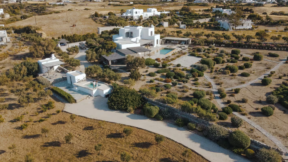 My Peace Retreat-Positive Immersion-Yoga Pilates Fitness retreat Paros-Greece-may 2026- vue ciel 4.png