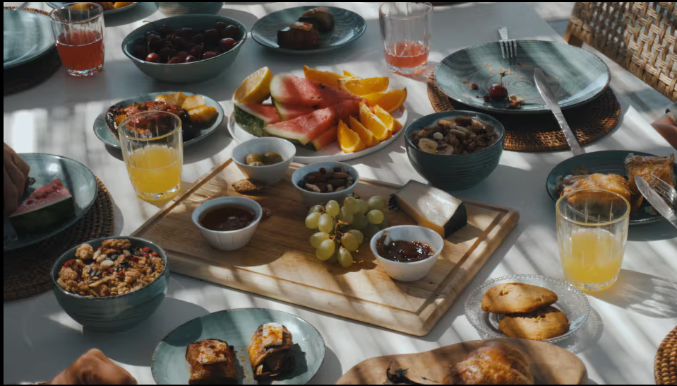 My Peace Retreat-Positive Immersion-Yoga Pilates Fitness retreat Paros-Greece-may 2026- food.png
