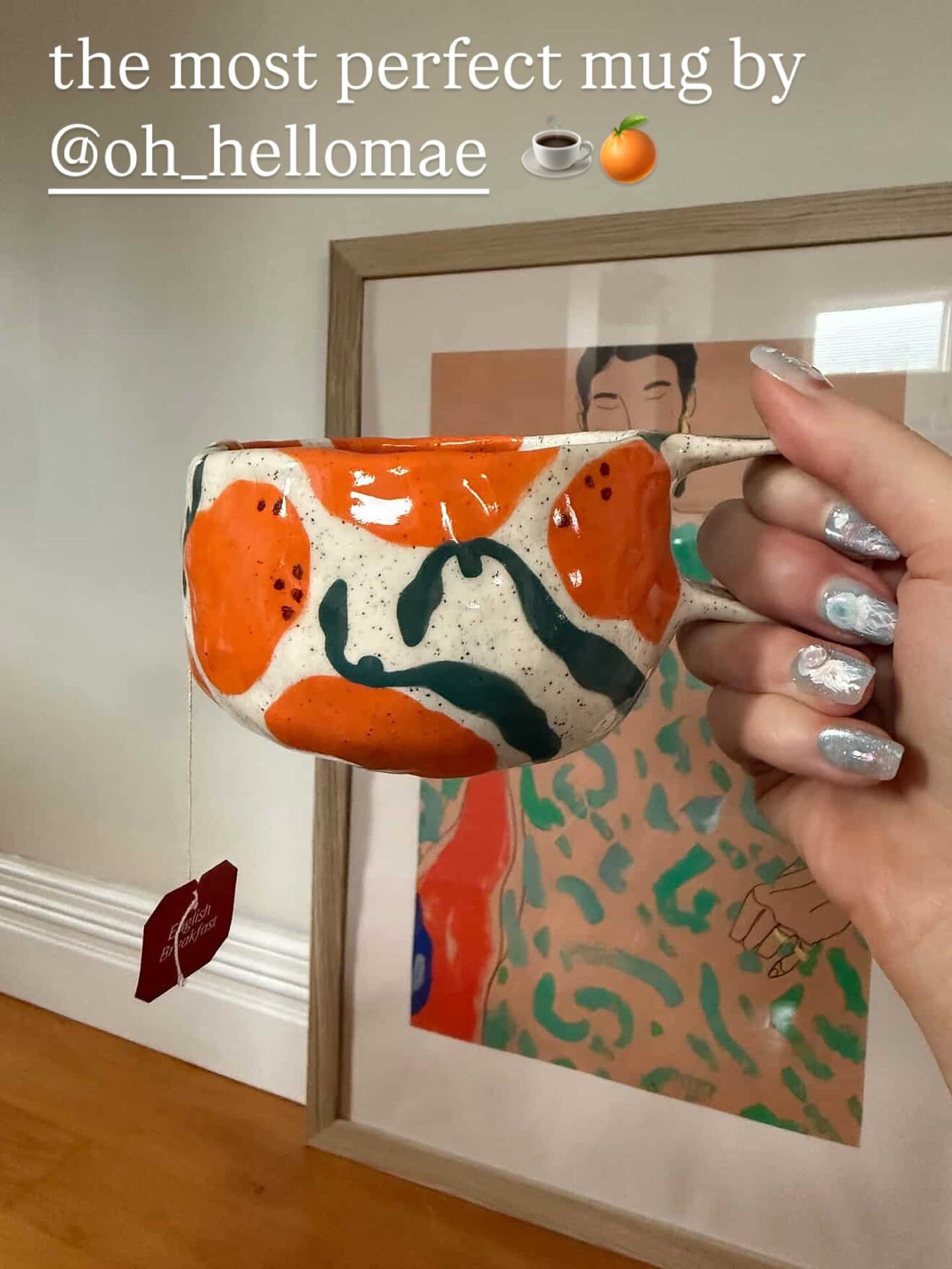 Thank you @elbeefrivolousfashion , I am so glad you love your mug ☕️🍊🧡
.
.
.
.
#ceramics #cup #mug #handmade #handpainted #smallcreativebusiness #artistoﬁnstagram #art #useableart