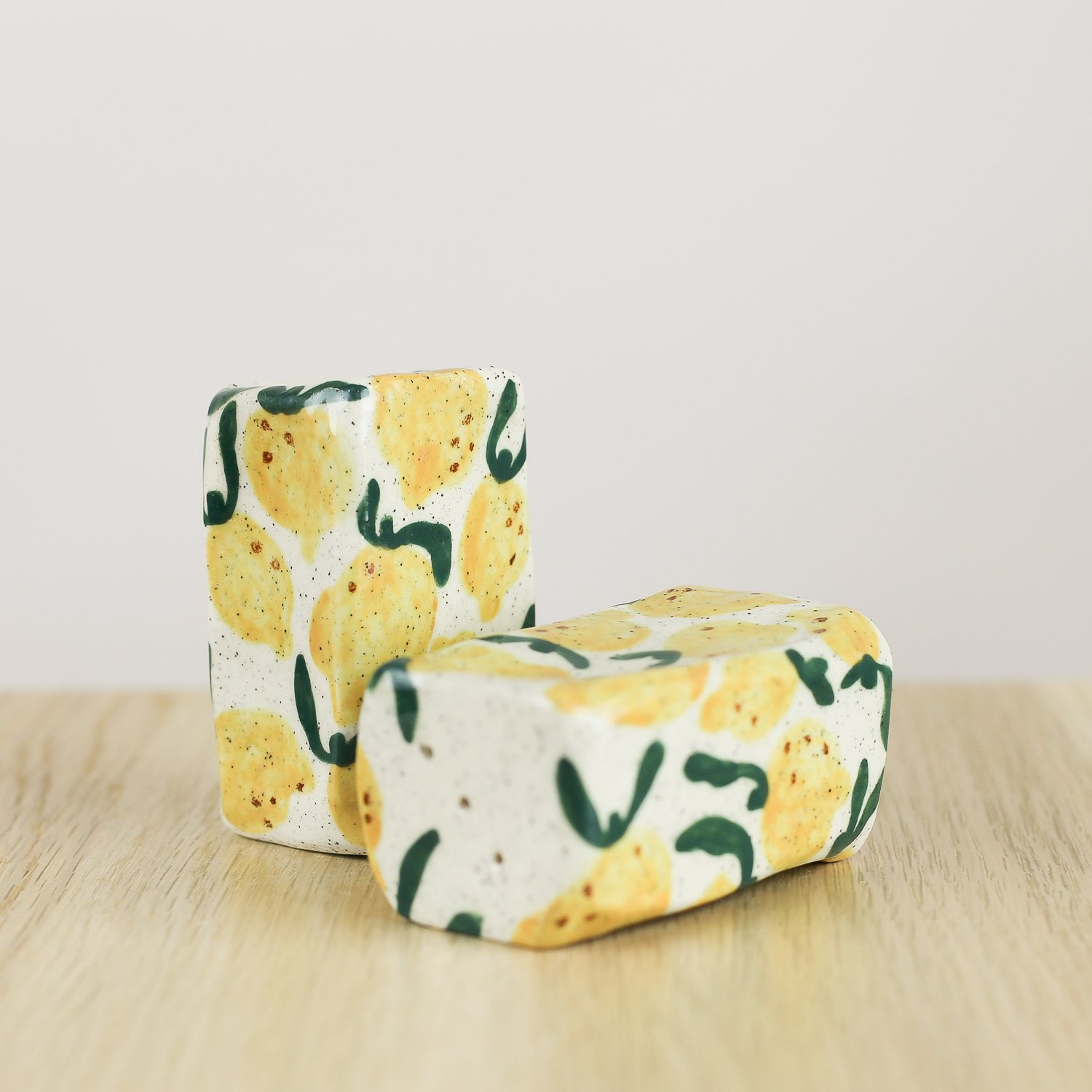 Handmade ceramic salt and pepper shaker set with hand-painted lemons by hellomae
