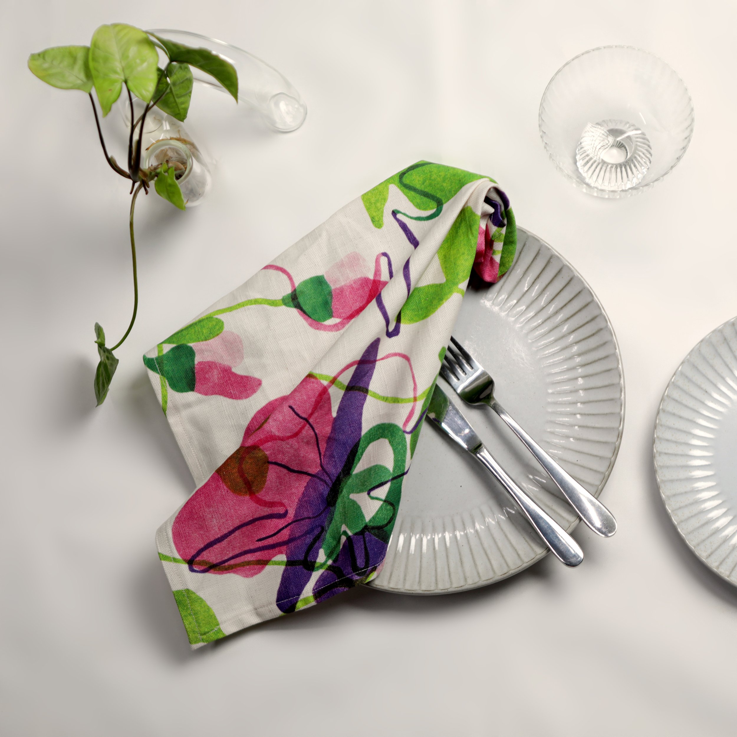 Sweet pea napkin set