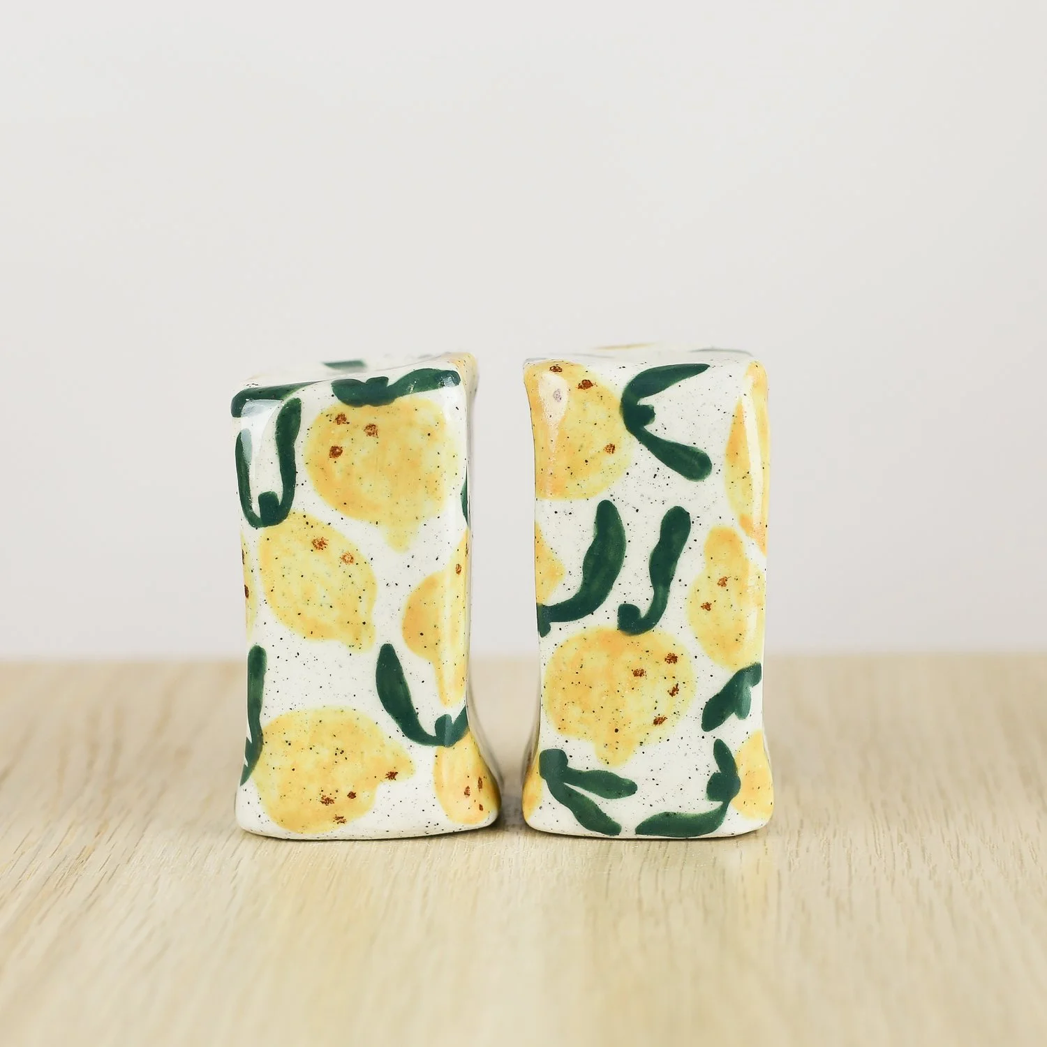 Handmade ceramic salt and pepper shaker set with hand-painted lemons by hellomae