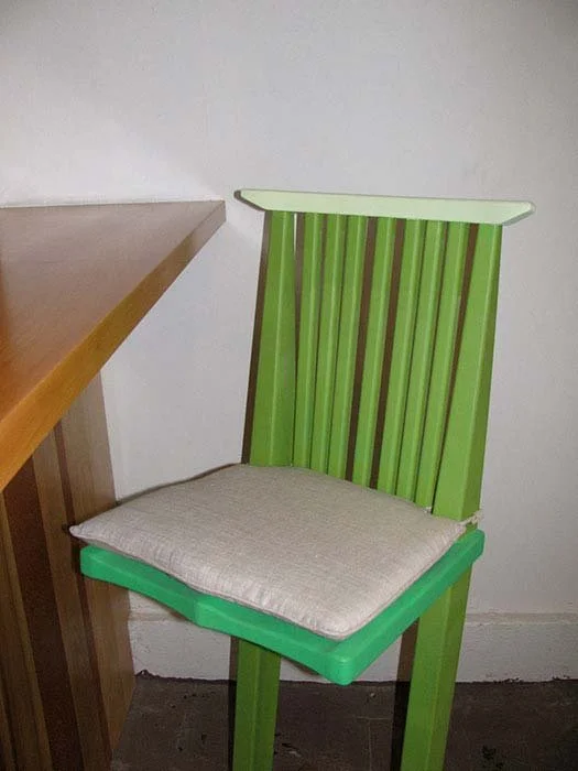 high_chair_700.jpg