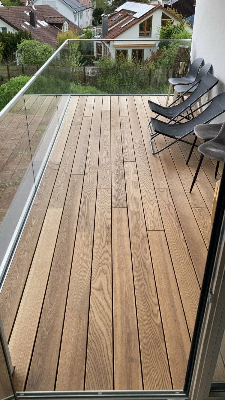 Terrasse Thermo Esche 2.JPG