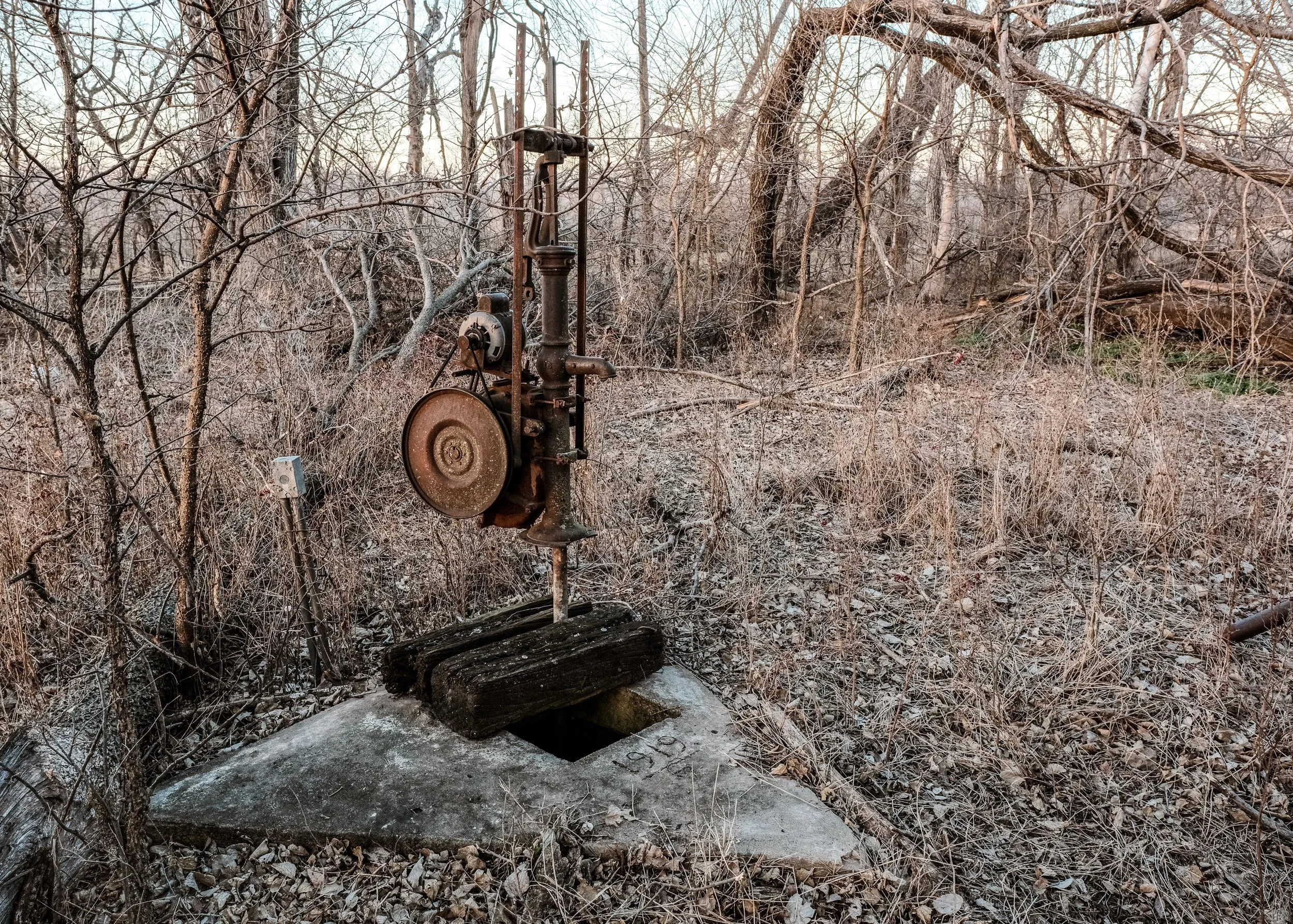 The Triangular Water Well. Built in 1919.