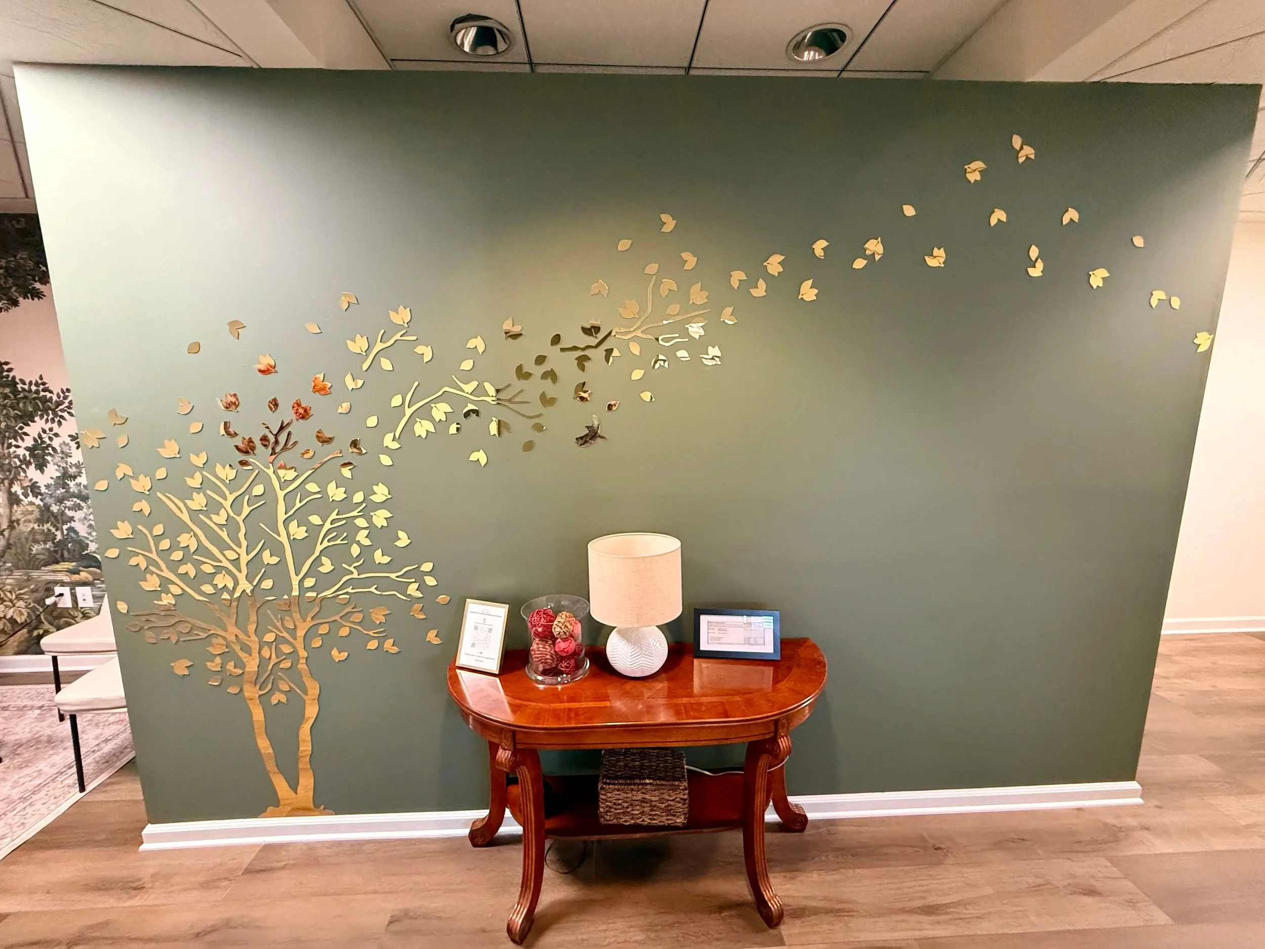 Entryway table | therapist in arcadia | family therapist | family counseling | Arcadia, California | Sierra Madre | Rosemead | San Gabriel | Claremont | Temple City | Altadena | Fremont