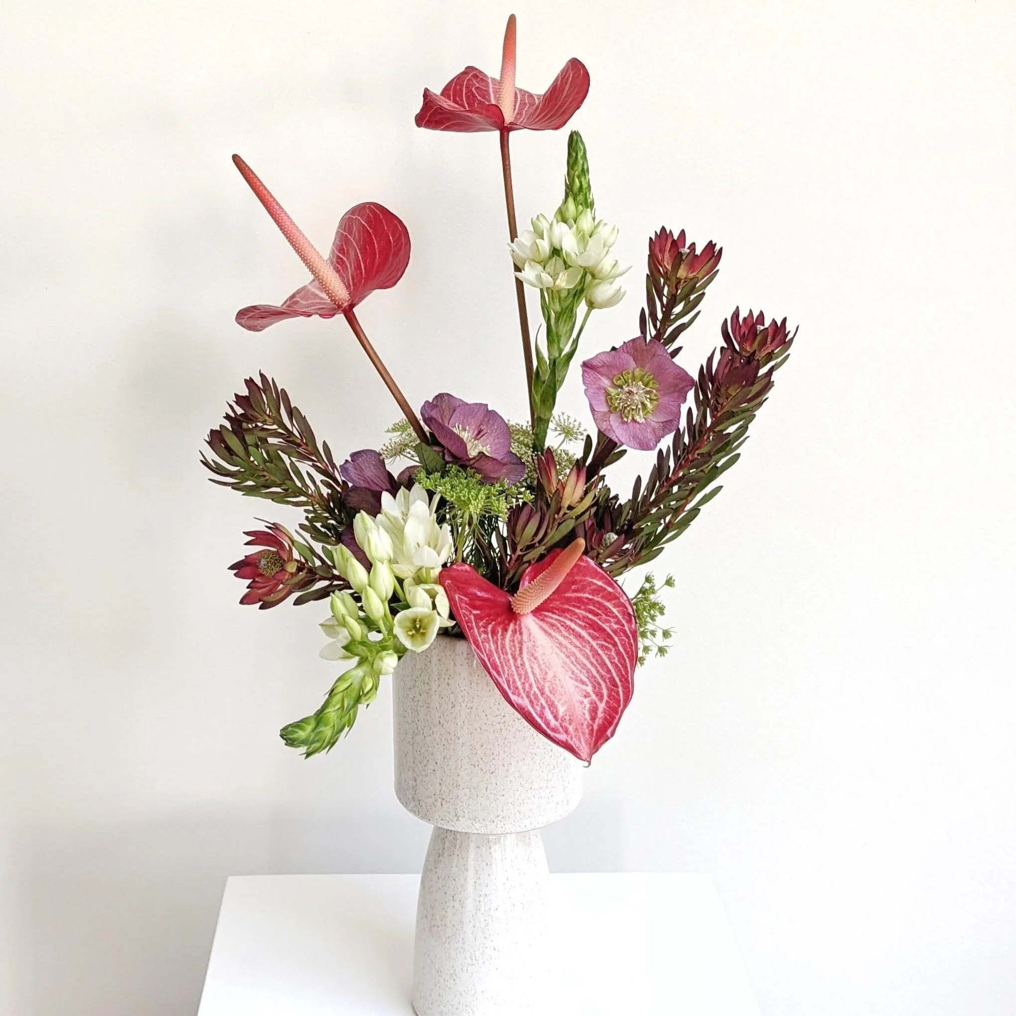 Valentine_2023_anthurium_bouquet.jpg
