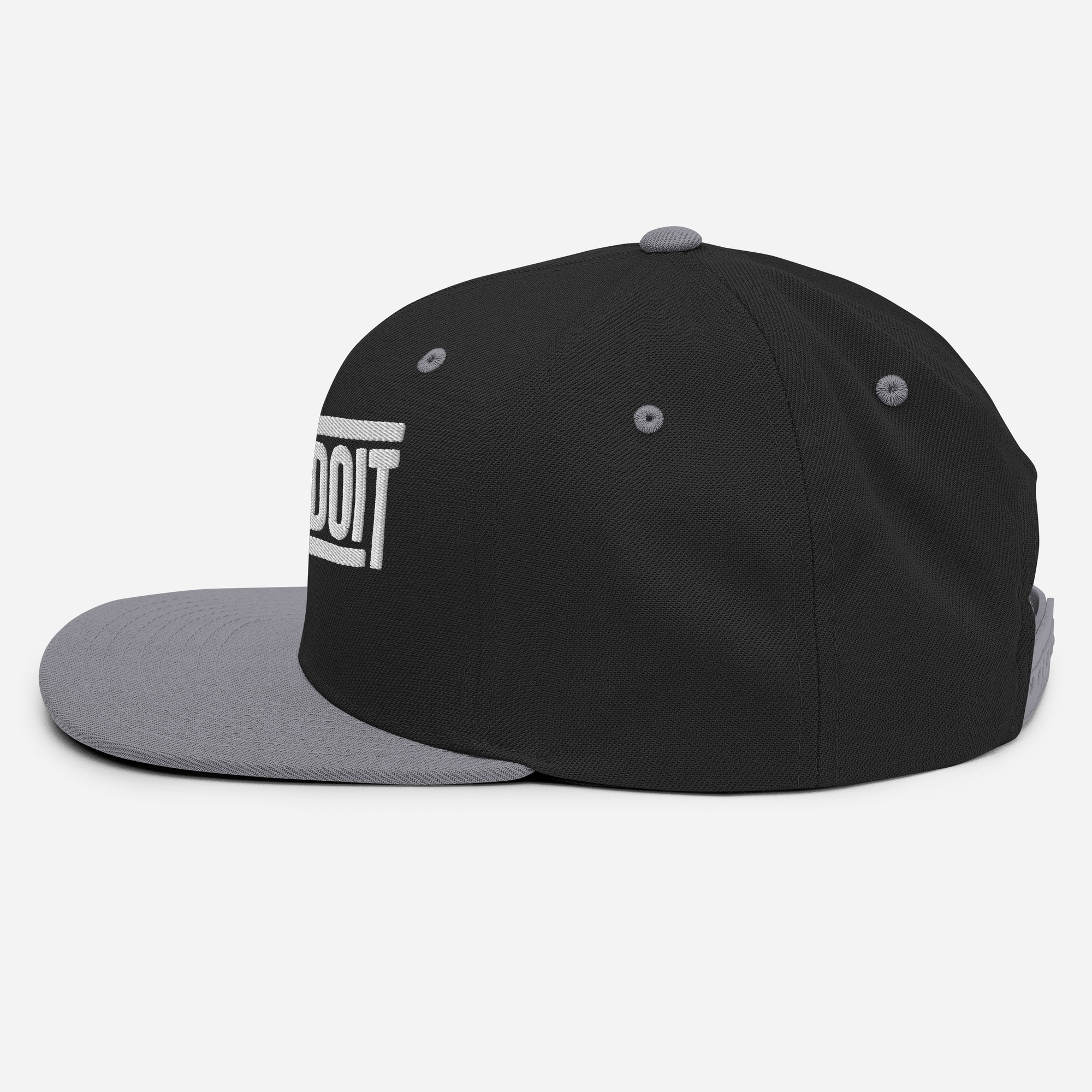 classic-snapback-black-silver-left-side-68957fa95cabe.png