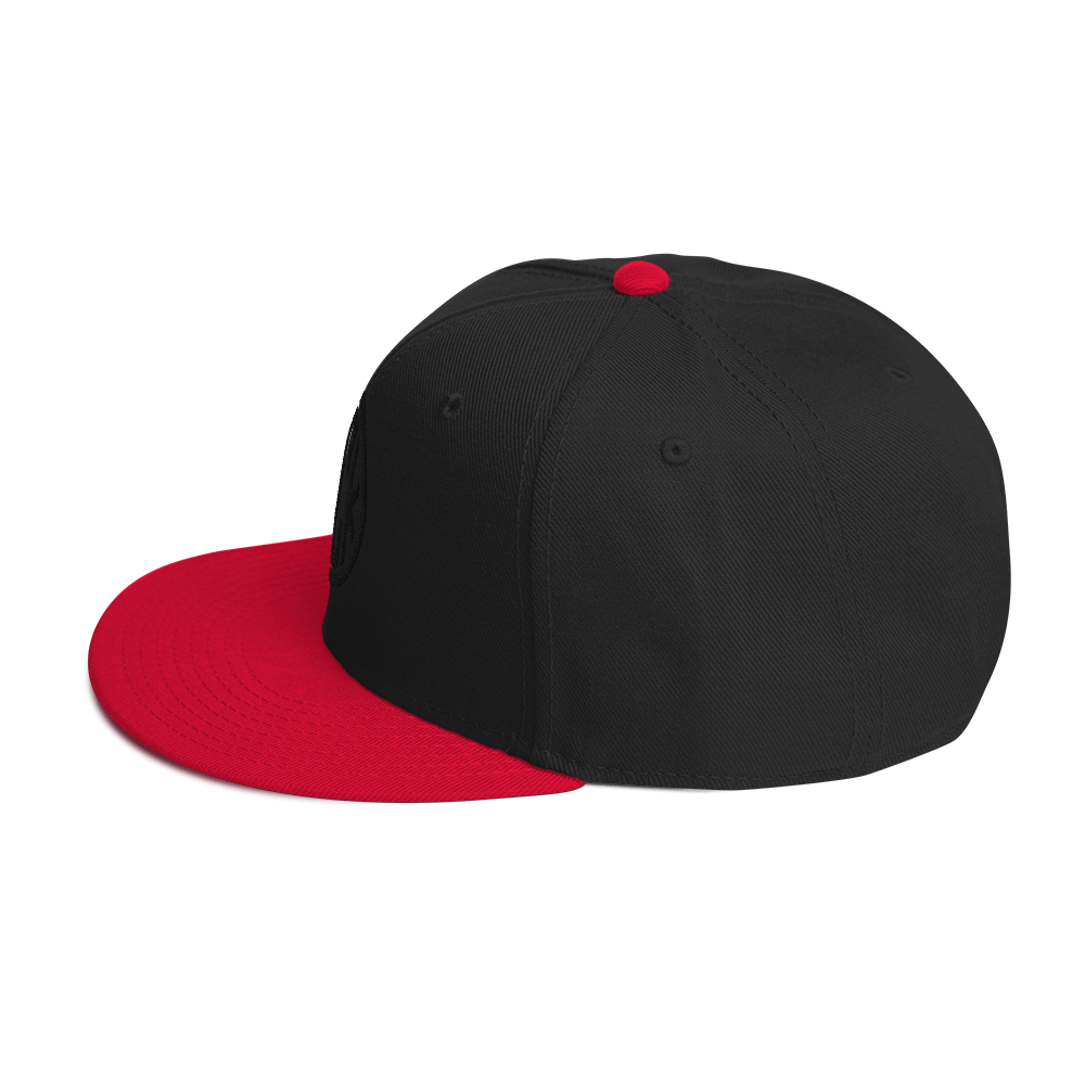 snapback-red-black-black-left-side-68a7552b3d446.png