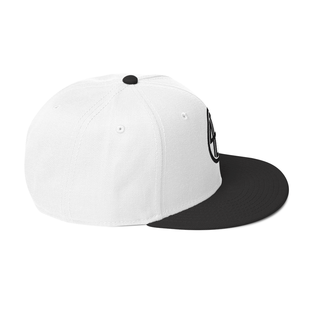 snapback-black-white-white-right-side-68a7552b5127e.png