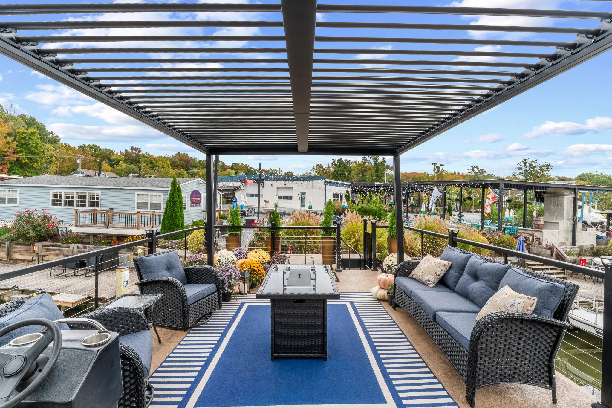 2015_Turkey_Point_Road_03_Deck_Patio.jpg