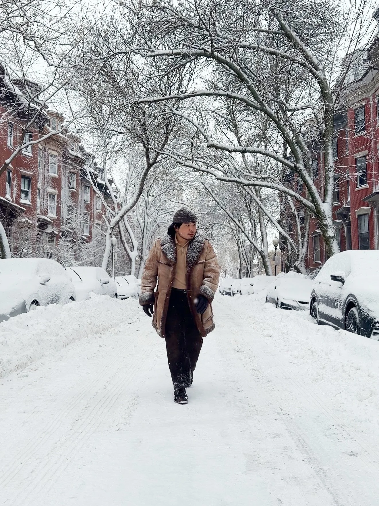Definitely one of the most epic storms I&rsquo;ve lived through and let me tell you, that made for one hell of a snow day adventure! 

Shearling, boots, my trusty beanie, and a damn good cashmere polo kept me toastier than I probably look. ☺️

Beanie