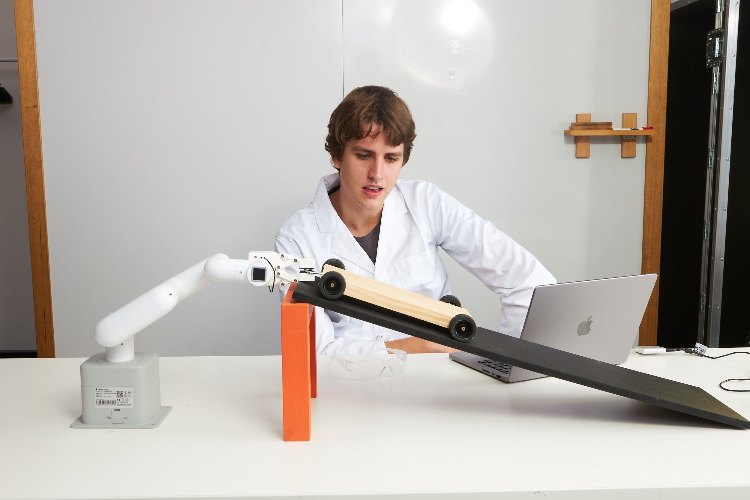 myCobot in Physics Lab 1.jpg