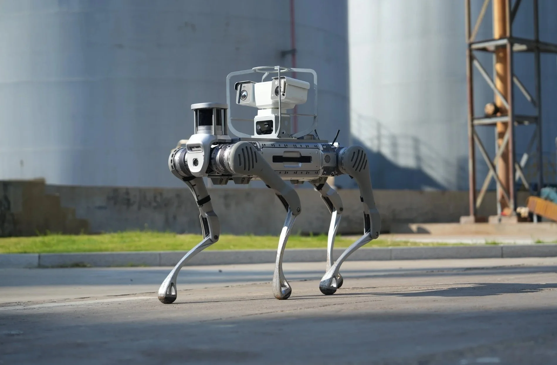 屏幕截图_28-7-2026_155827_www.roboworks.net.jpeg