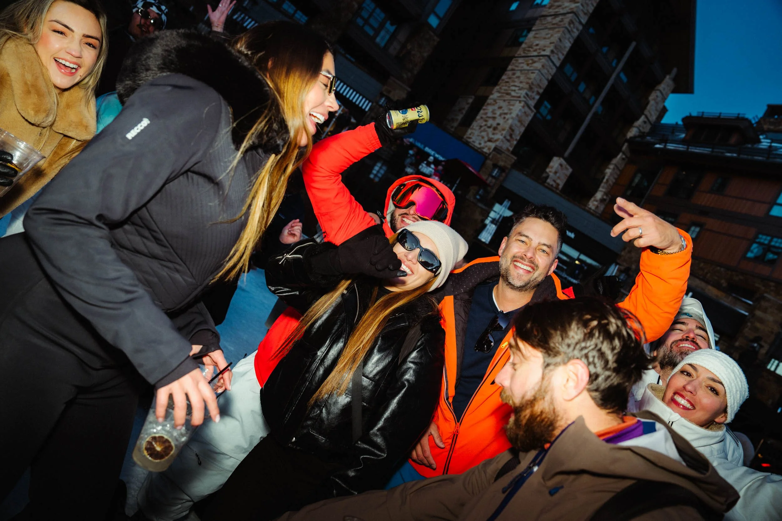 @Olderelder-AM-Radio-5141.jpg