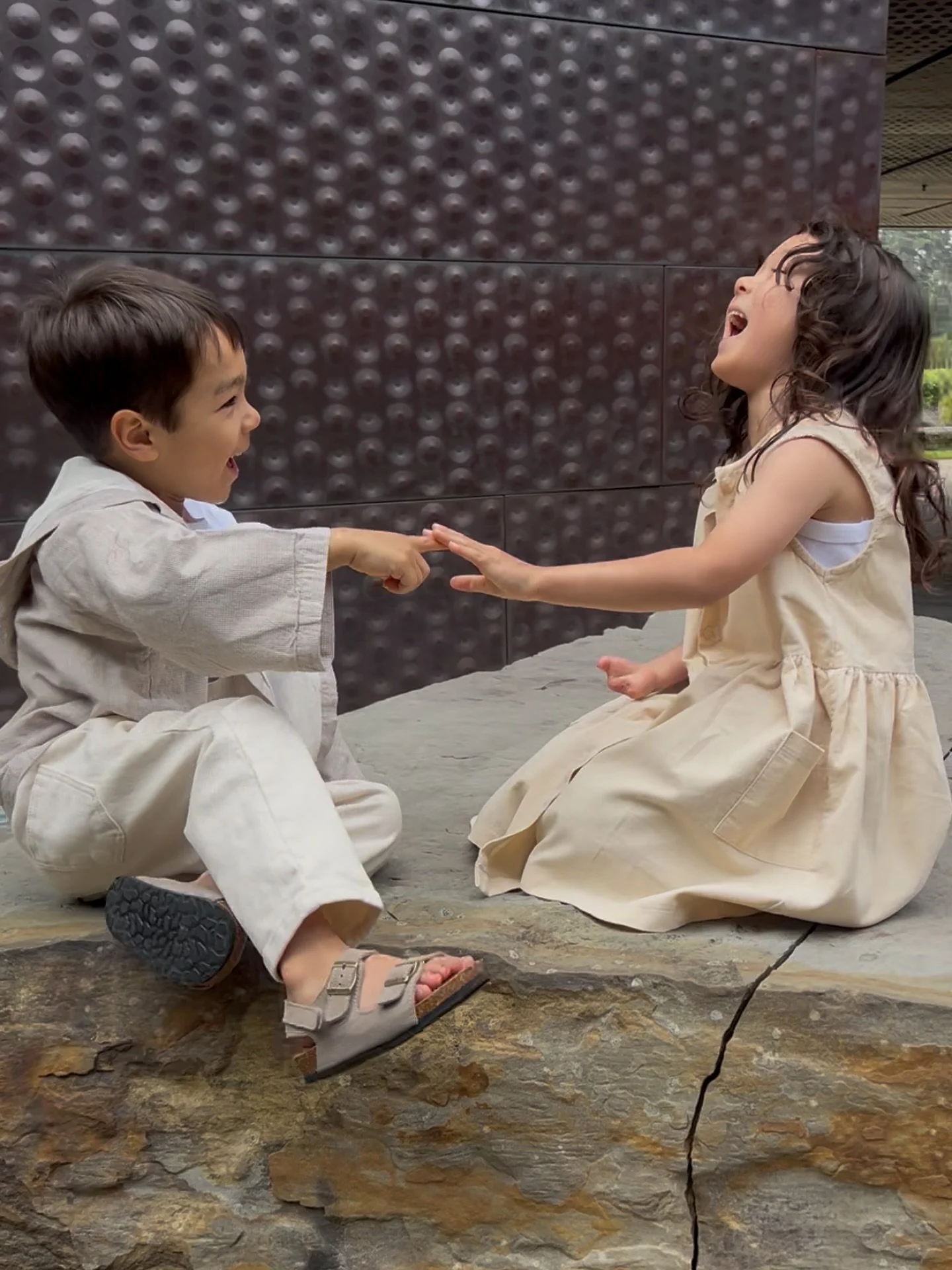 Built for giggles, made to last 💫 Bring on the weekend fun.

 
#KhakiandPink #brotherandsisterlove #smallbuisness