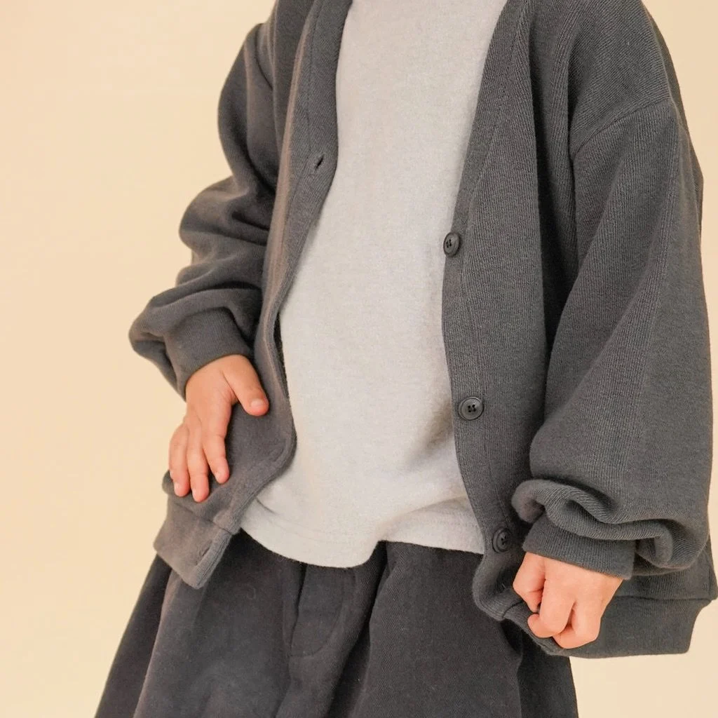 Cardigans and turtlenecks✨ The perfect layering cardigan that is both cozy and stretchy. Size up for oversized look 😍