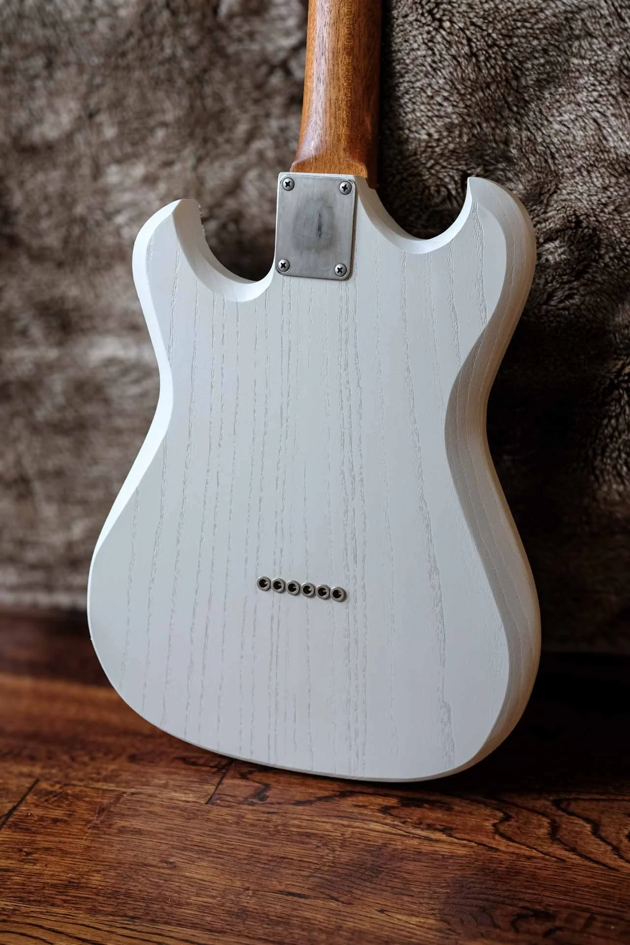 Von Boyle Bruiser Guitar Dolomite White
