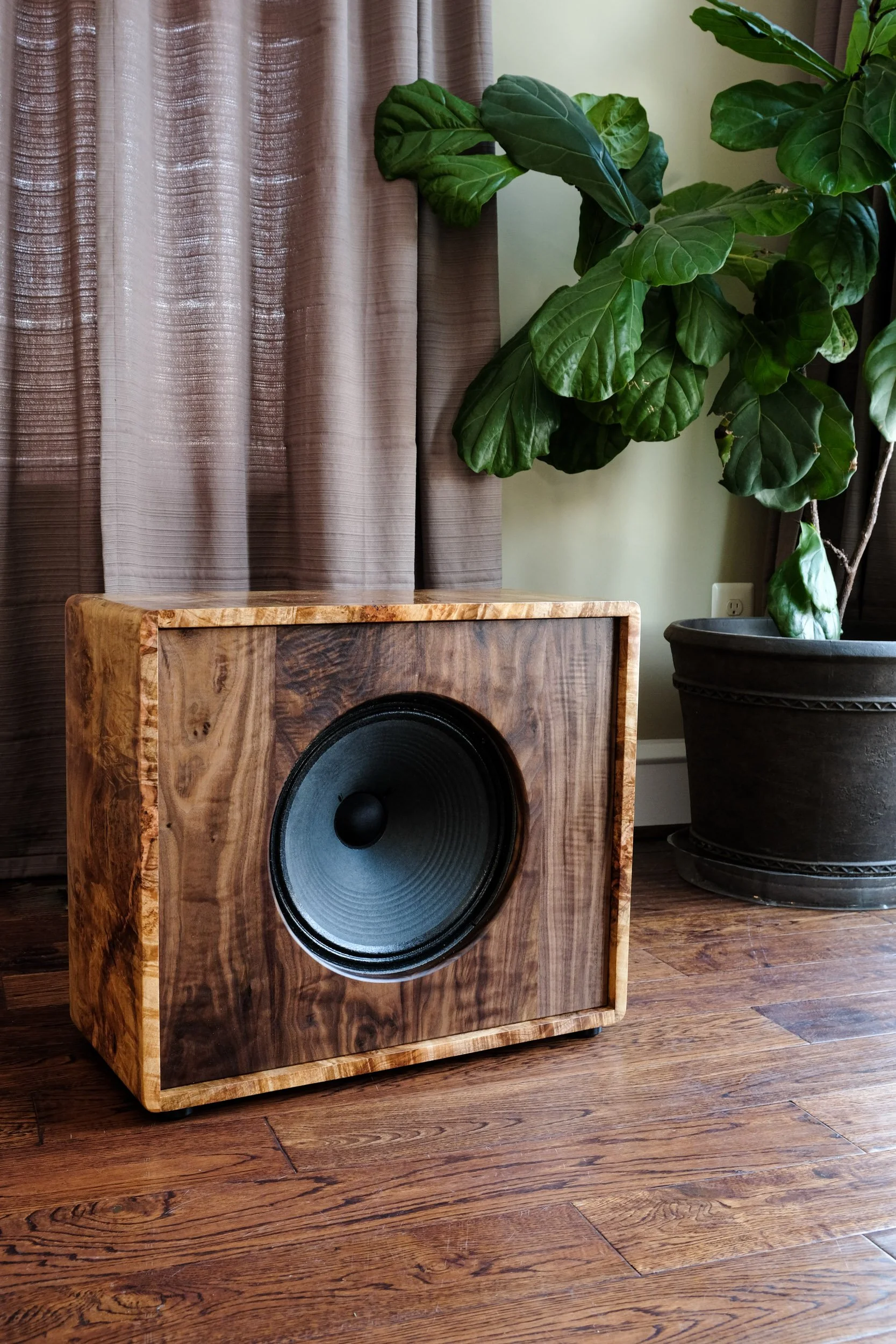 Custom Burl Maple Speaker Cabinet 1x12