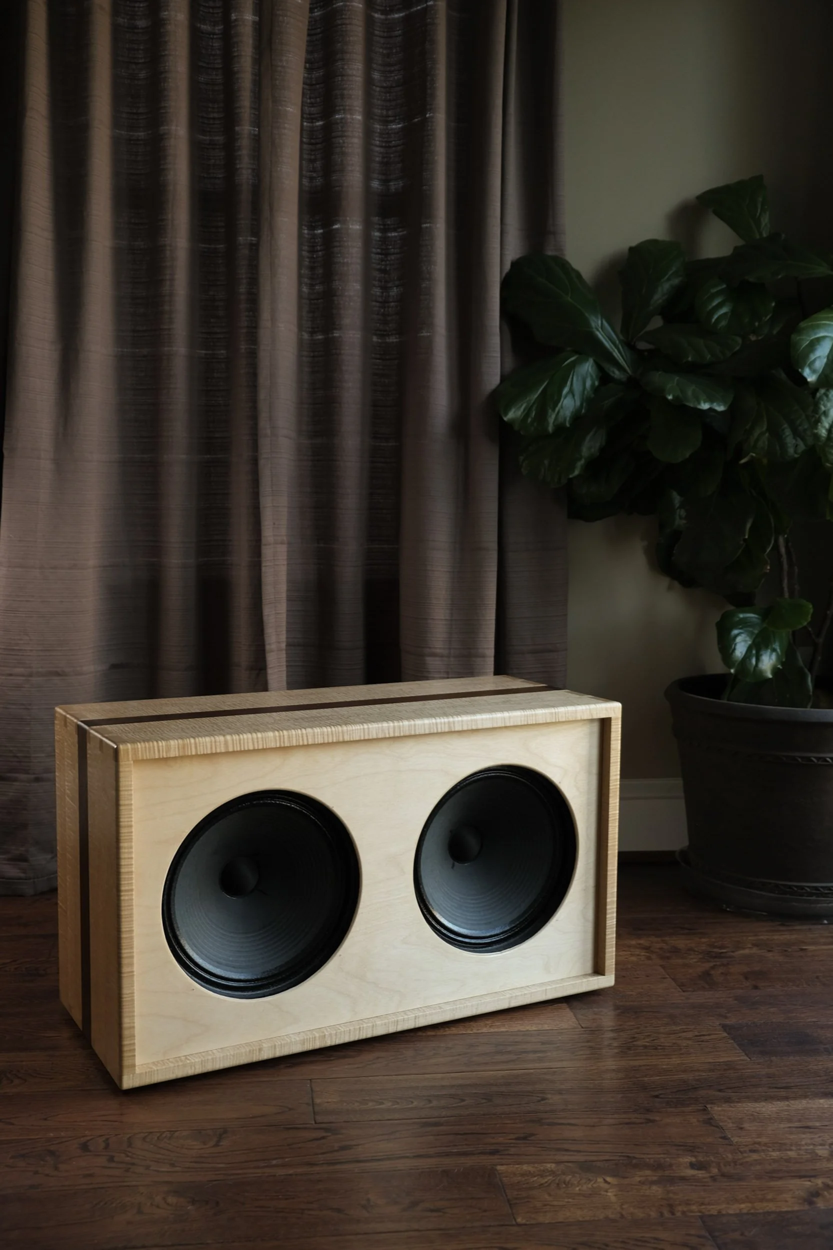 Custom Curly Walnut Speaker Cabinet 2x12